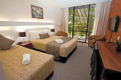 Connells Motel & Serviced Apartments