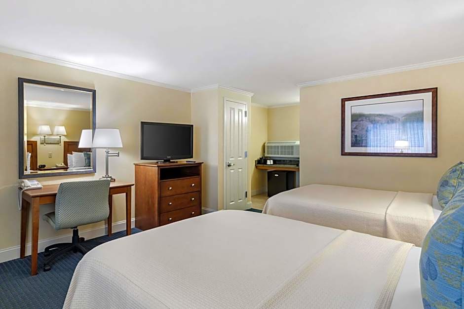 Photo 1 of 5 of Standard Room 2 Doubles Main Inn