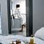 Le Mirage boutique II