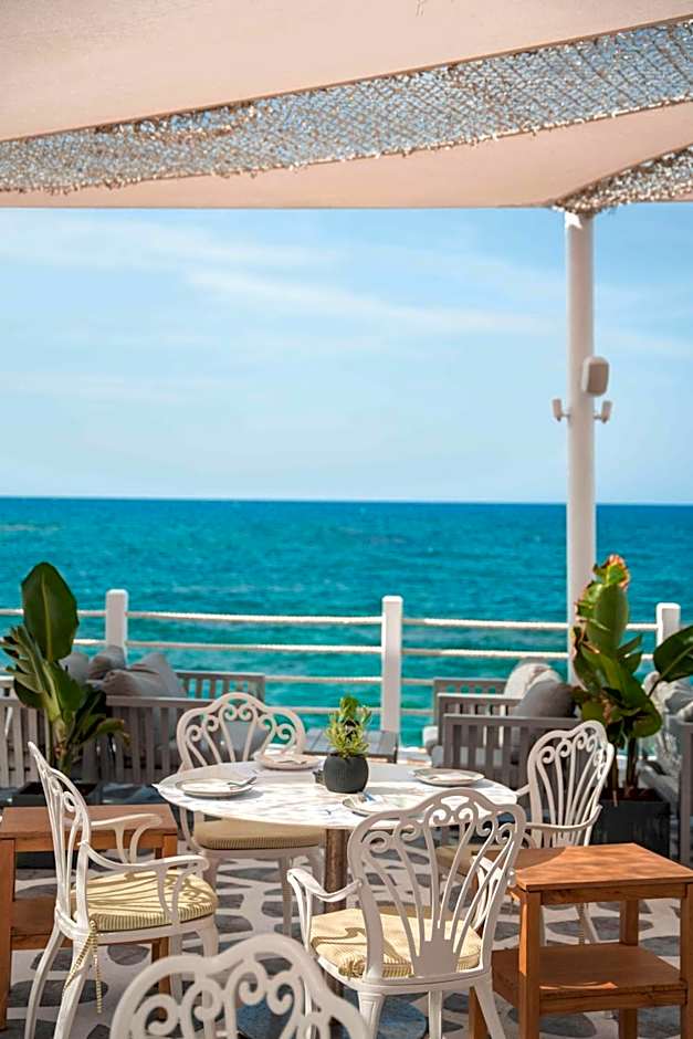 Glaros Beach Hotel