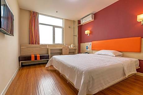 WH - Traditional Bed Room