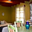 Hotel Ana Catalina and Suites