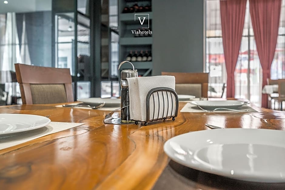 VH Eurostar Durres Hotel & Private Beach