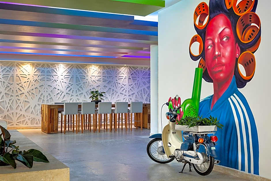 Renaissance Santo Domingo Jaragua Hotel & Casino