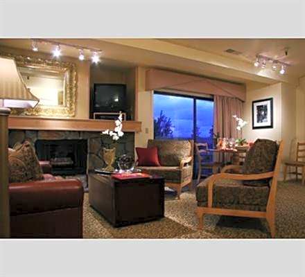Getaways At The Lodge At Kingsbury Crossing