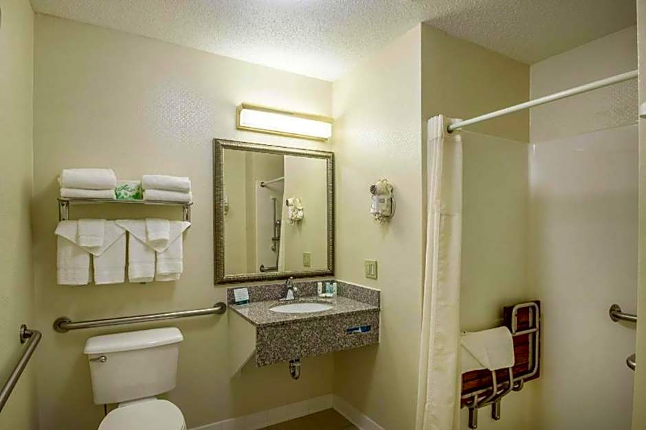 Quality Inn Mineral Point