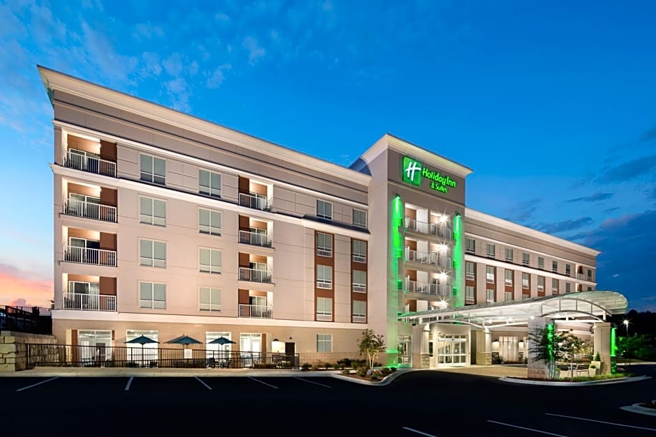 Holiday Inn Hotel & Suites Arden - Asheville Airport