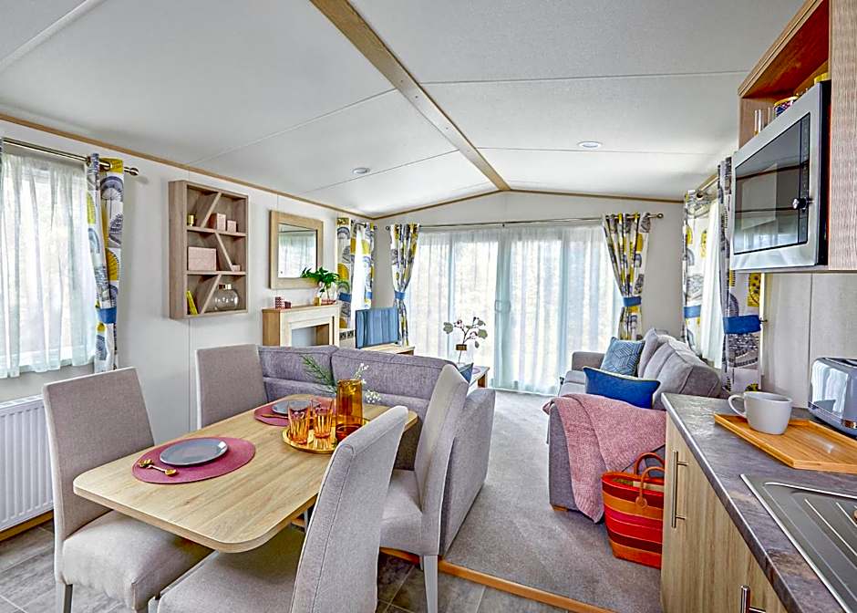 Willows Holiday Park