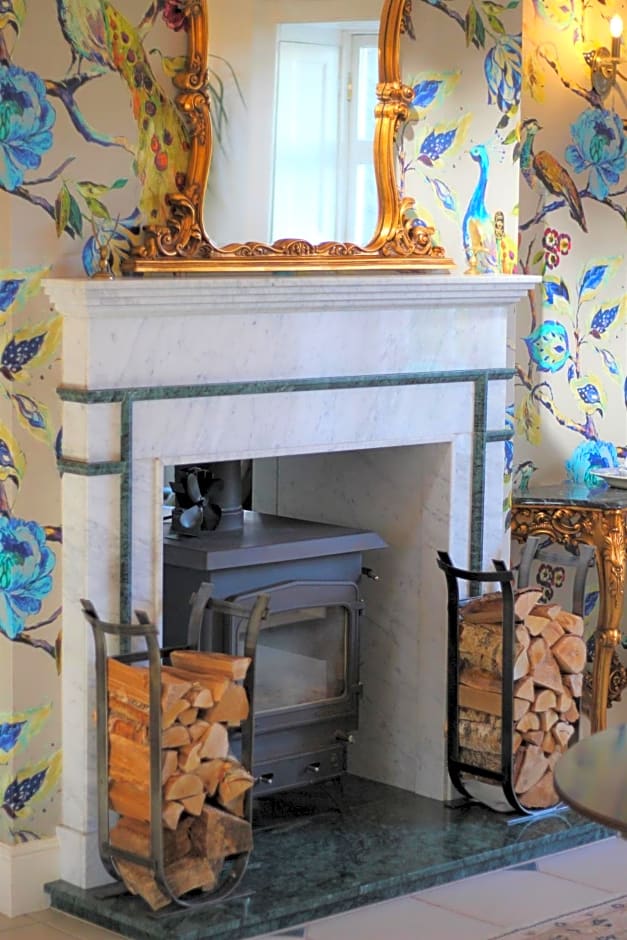 Eagle House - Award Winning B&B and Apartment