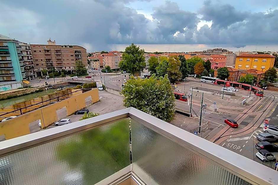 Venice Friends Residence