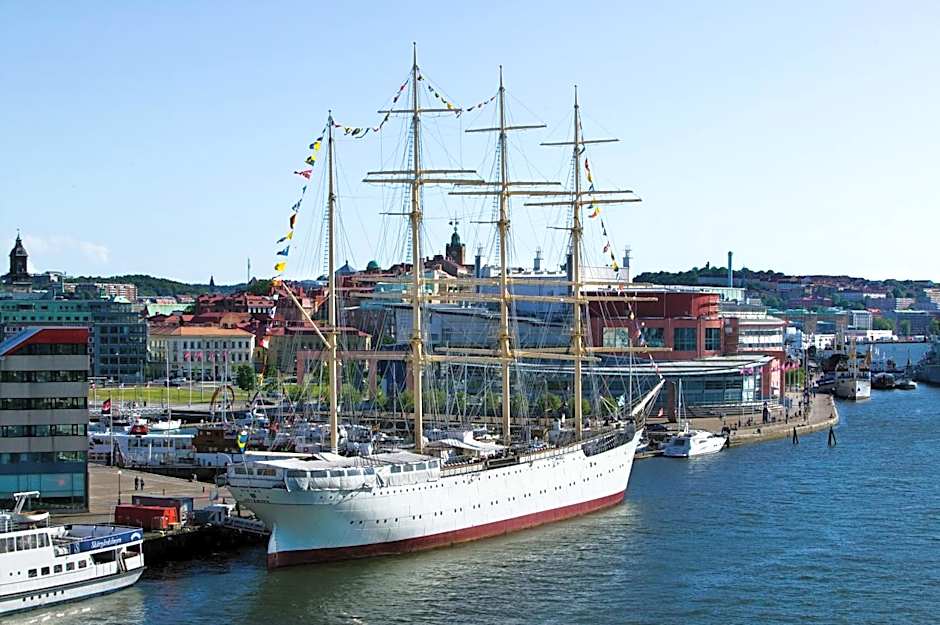Hotel Barken Viking