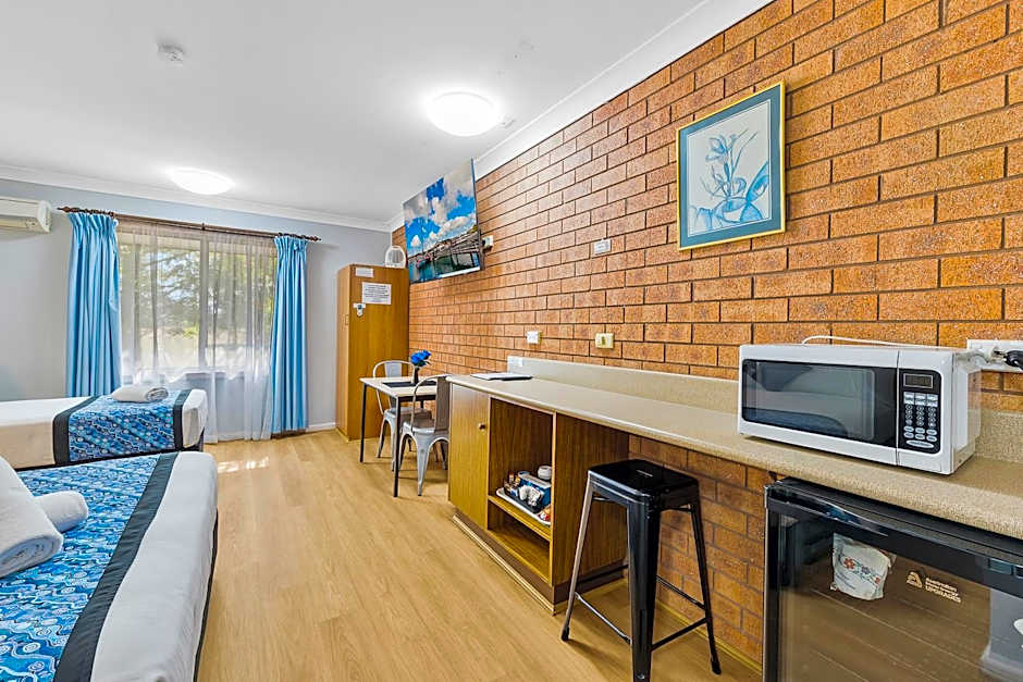 Castlereagh Motor Inn