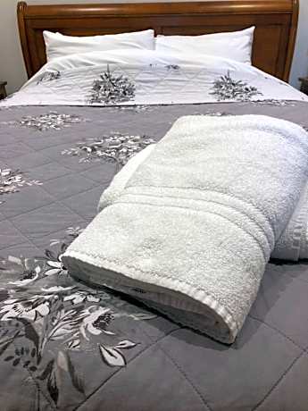 Apartment with Shower