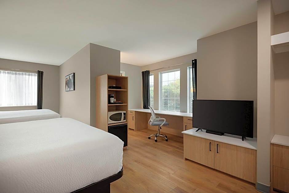 Days Inn by Wyndham Kelowna