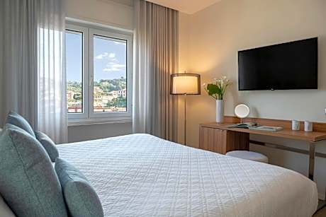 Triple Room with Sea View