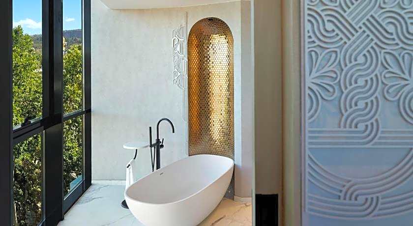 Paragraph Freedom Square, a Luxury Collection Hotel, Tbilisi