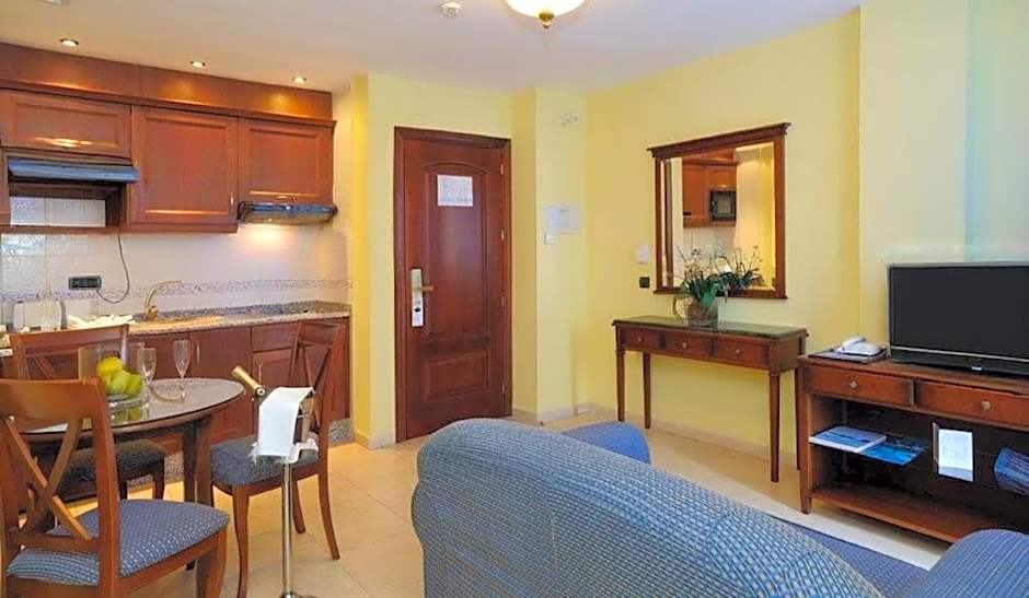 Apartamentos Vistamar photo 14