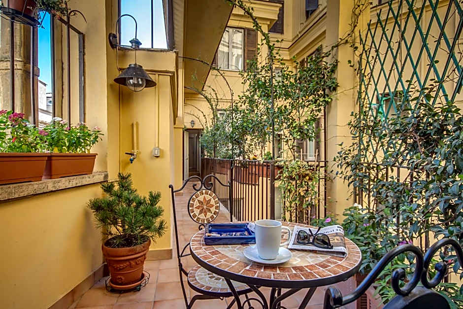 Tritone Top House