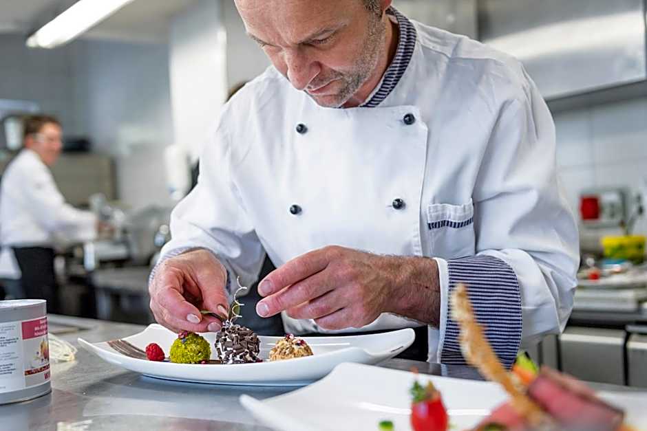 Saldur Small Active Hotel