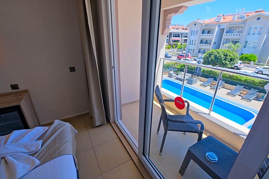 Moni Hotel