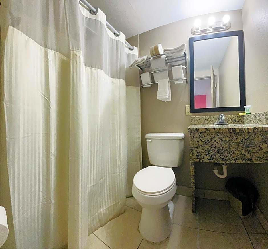 Budget Inn - St. Petersburg