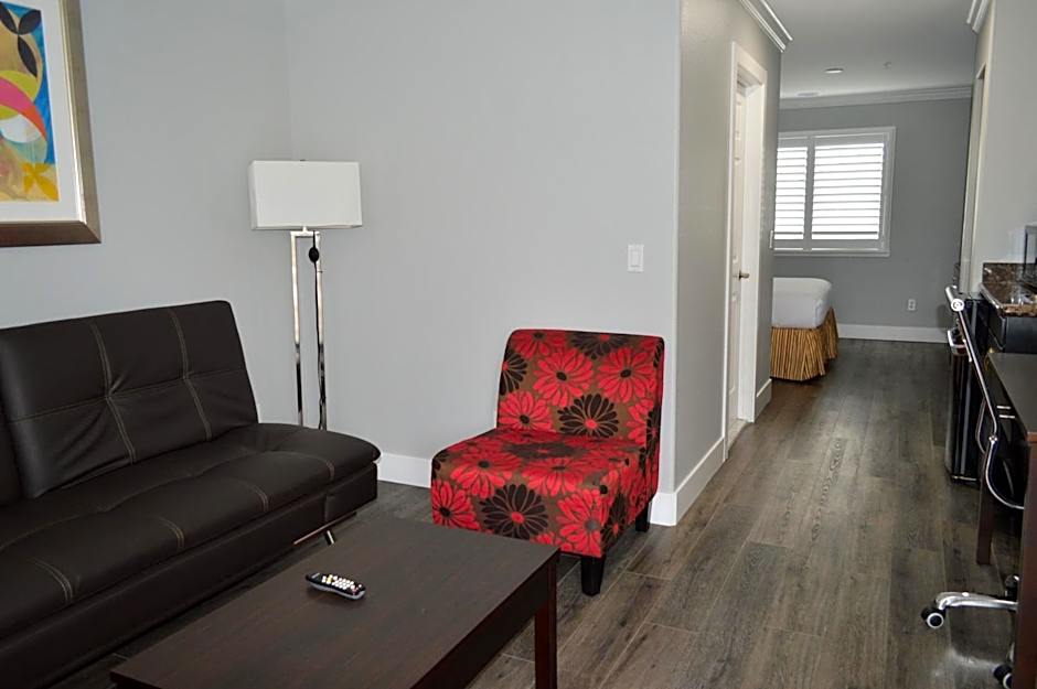 Fairview Inn & Suites