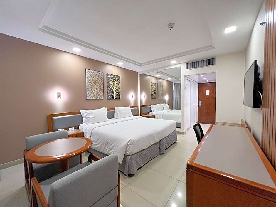 Castro's Park Hotel