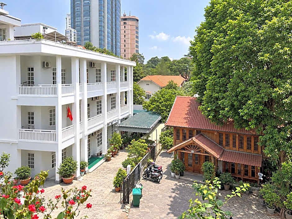 Lam Son Hotel