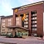 La Quinta Inn & Suites by Wyndham Oklahoma City Airport