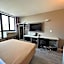 Regal Inn & Suites New York LaGuardia Hotel