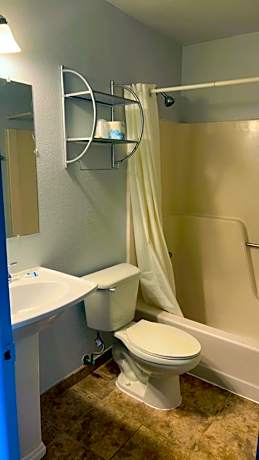 King Room with Sofa Bed - Non-Smoking