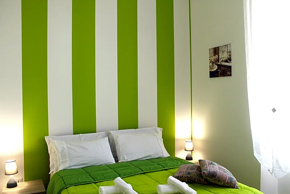 Le Mirage boutique II