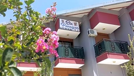 Ela Pansiyon