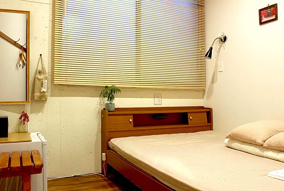 Hostel TOKI