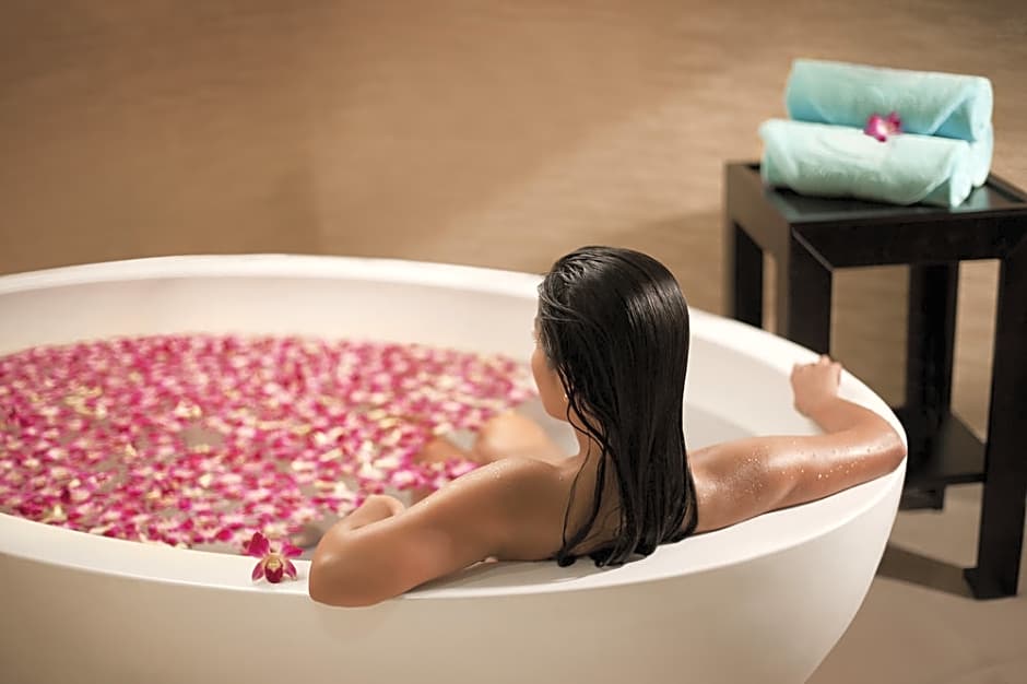 Beach Rotana - Abu Dhabi