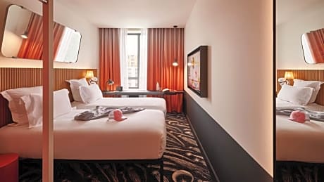 Medium Mama Twin Room