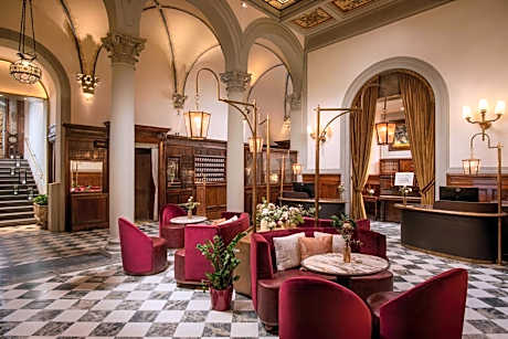 NH Collection Firenze Porta Rossa