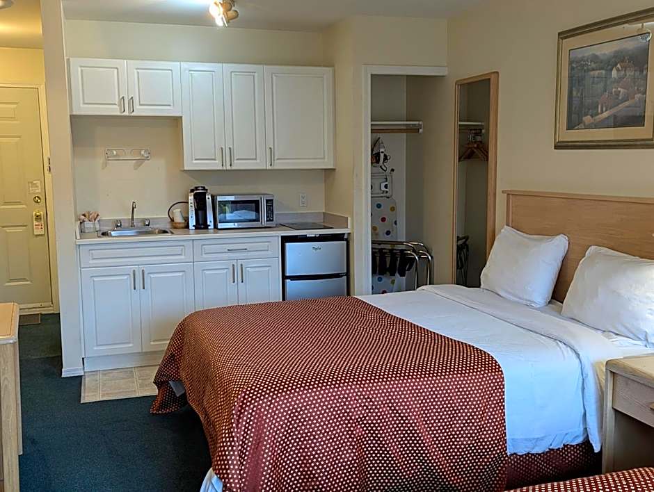 Summerland Motel