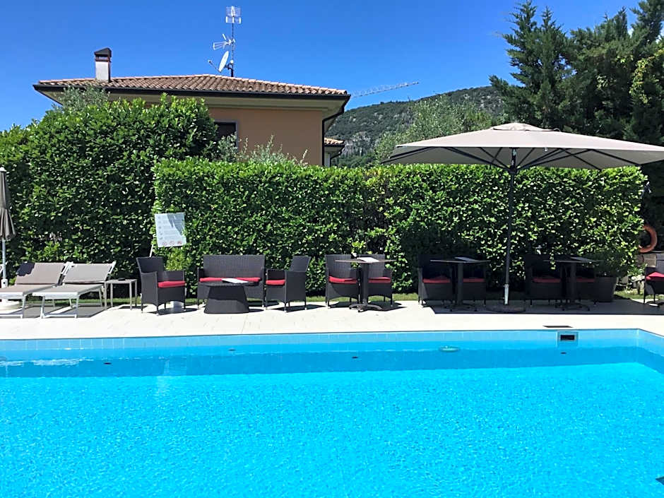 Hotel Villa Ca' Nova ***S