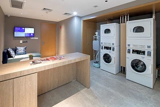 Holiday Inn Express Qidong Downtown, an IHG Hotel