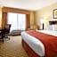 Country Inn & Suites by Radisson, Clinton, IA