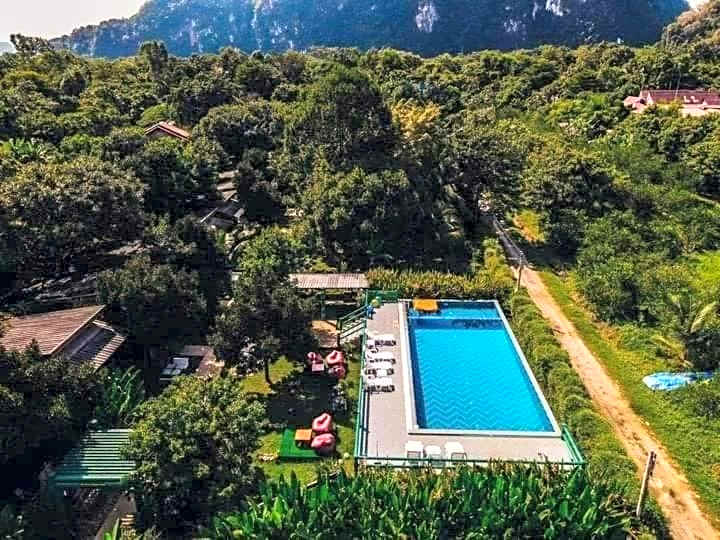 Khao Sok Royal Bamboo Hostel