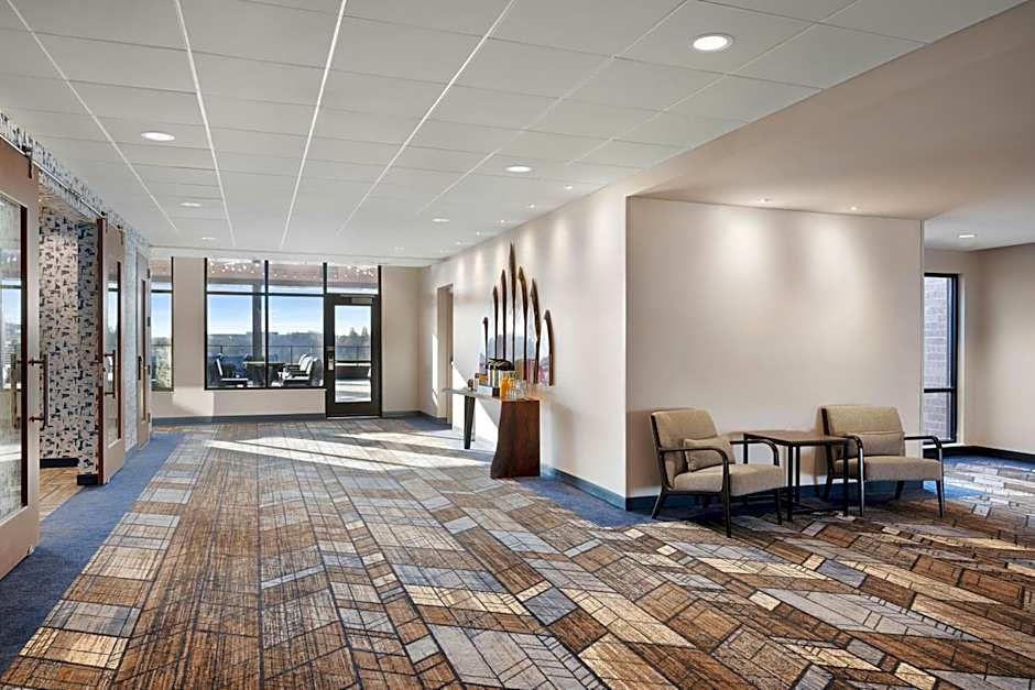 Residence Inn by Marriott Milwaukee Brookfield at Poplar Creek