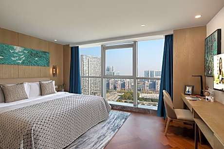 Three-Bedroom Deluxe