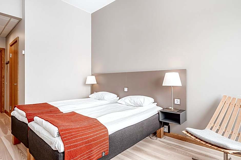 Wood Hotel by Frich's