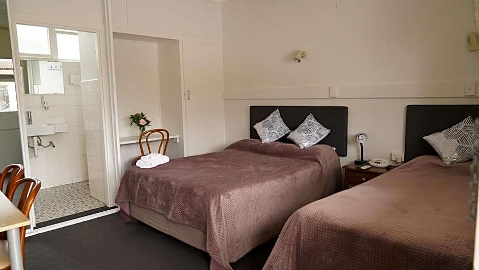 Photo 1 of 5 of Budget 2 Beds