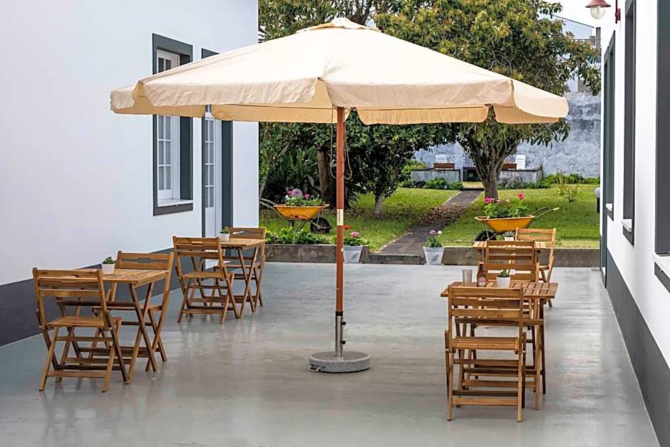 CC Guest House - "Ao Mercado"