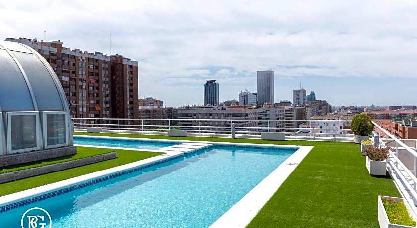 Apartmentos Eurobuilding 2