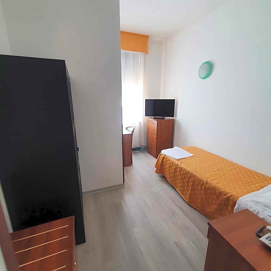 HOTEL PERLA