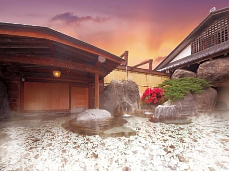 Beautiful Jananese Garden Kagetsu